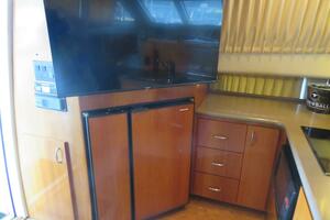 38ft Carver Yacht For Sale