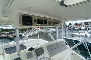 2002 Ocean Yachts 52 Super Sport thumbnail 12