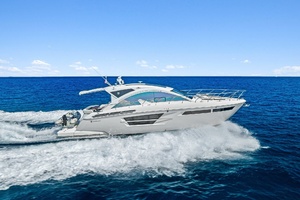 2019 Cruisers Yachts 54 Cantius thumbnail 1
