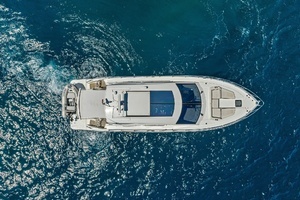2019 Cruisers Yachts 54 Cantius thumbnail 11