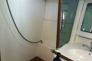 2000 Beneteau 361 thumbnail 24