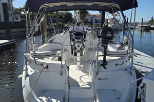 Endeavour 32ft Hunter Yacht For Sale