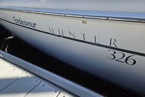 Endeavour 32ft Hunter Yacht For Sale