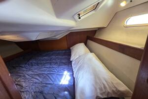 Endeavour 32ft Hunter Yacht For Sale