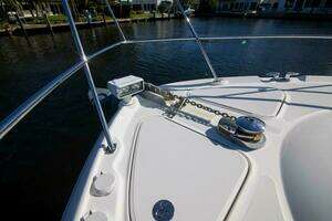 2013 Sea Ray 520 Sedan Bridge thumbnail 43