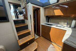 2015 Sea Ray thumbnail 16