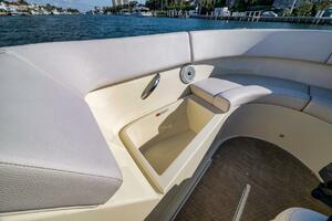 2021 Chris-Craft 34 Launch thumbnail 8