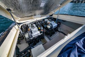2021 Chris-Craft 34 Launch thumbnail 33