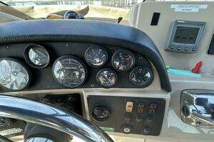2005 Carver 366 MY thumbnail 16