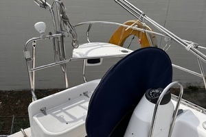 2002 Catalina 470 thumbnail 13
