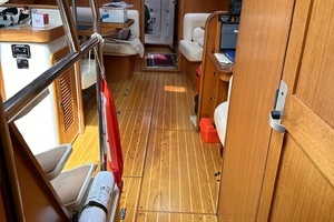 2002 Catalina 470 thumbnail 32