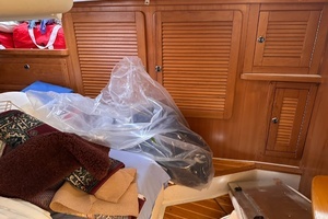 2002 Catalina 470 thumbnail 37