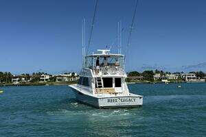 1992 Viking 50 Convertible thumbnail 10