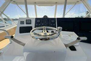 1992 Viking 50 Convertible thumbnail 17