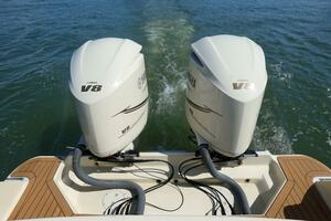 2018 Chris-Craft Catalina 34 thumbnail 8