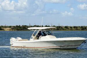 2018 Chris-Craft Catalina 34 thumbnail 1