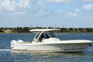 2018 Chris-Craft Catalina 34 thumbnail 1