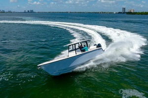 34FT (10.36M) REEF RUNNER