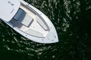 34FT (10.36M) REEF RUNNER