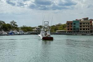 SASSY GIRL 40ft Tides Yacht For Sale