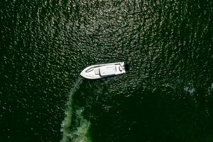 34FT (10.36M) REEF RUNNER