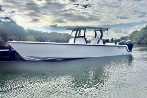 34ft Reef Runner Yacht For Sale