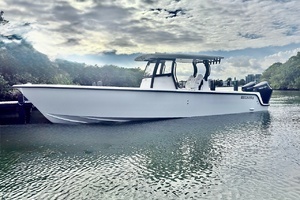  2027 Reef Runner 340 Yacht For Sale in St Petersburg FL