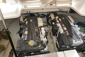 2007 Tiara Yachts 3900 Sovran thumbnail 21