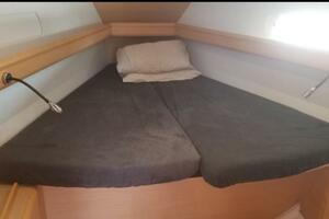 42ft Jeanneau Yacht For Sale