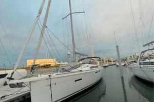 42ft Jeanneau Yacht For Sale