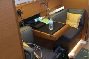 Zephyr 42ft Jeanneau Yacht For Sale