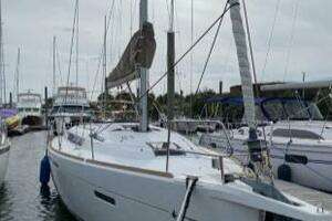 2017 Jeanneau 419 thumbnail 8