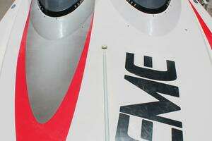2004 Spectre thumbnail 6