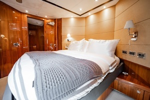 2010 Sunseeker 34 Metre Yacht thumbnail 59