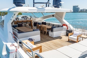 2010 Sunseeker 34 Metre Yacht thumbnail 25