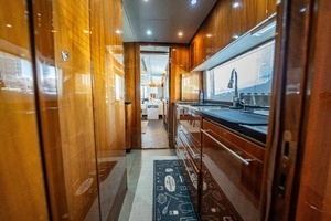 2010 Sunseeker 34 Metre Yacht thumbnail 38