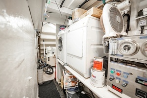2010 Sunseeker 34 Metre Yacht thumbnail 76