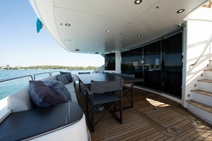 2010 Sunseeker 34 Metre Yacht thumbnail 16