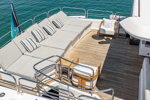 2010 Sunseeker 34 Metre Yacht thumbnail 15