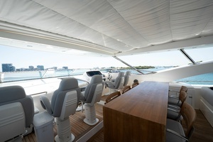 2010 Sunseeker 34 Metre Yacht thumbnail 28