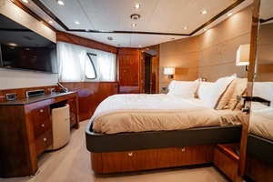 2010 Sunseeker 34 Metre Yacht thumbnail 62