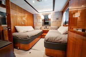 2010 Sunseeker 34 Metre Yacht thumbnail 61