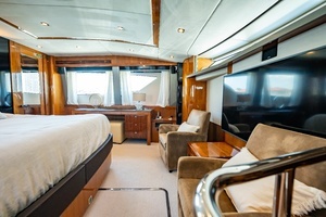 2010 Sunseeker 34 Metre Yacht thumbnail 49