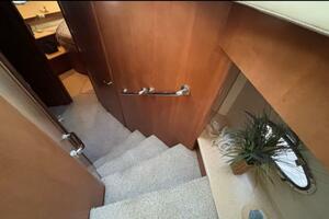 Moonstruck 53ft Carver Yacht For Sale