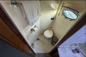 1998 Carver 530 Voyager thumbnail 34