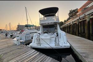 Moonstruck 53ft Carver Yacht For Sale