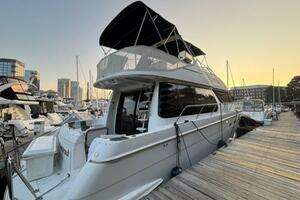 1998 Carver 530 Voyager thumbnail 14