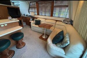 Moonstruck 53ft Carver Yacht For Sale
