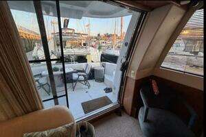 1998 Carver 530 Voyager thumbnail 17