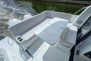 2026 Beneteau Antares 9 thumbnail 12